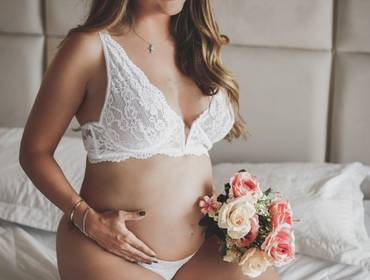 GESTANTE de FLÁVIA BORTOLINI