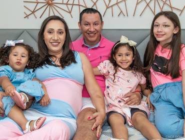 Gestante/Partos de Ensaio Gestante em casa - Gabriela, Alex e meninas