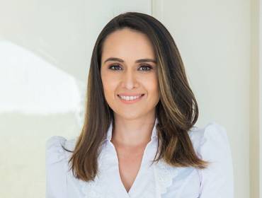 Femininas de Sessão de fotos com a executiva Daniela