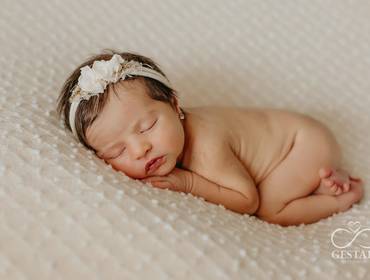 Newborn de Ensaio Newborn: os primeiros dias da Luna