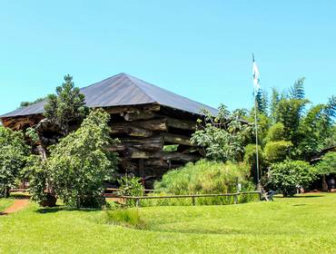 Exterior de Puerto Iguazú