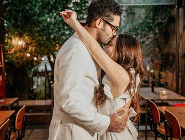 Pre wedding of Ensaio de pre wedding no Canaille Bar 