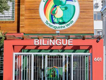 Arquitetura Institucional de Tartaruguinha Verde Bilíngue