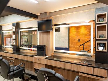 Arquitetura Comercial de Barbearia Cioccari