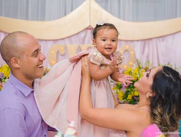 Infantil de **Laura - 1 aninho**