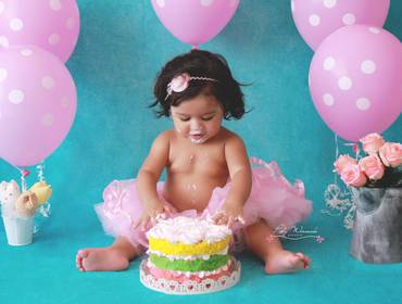 Smash The Cake de LÍVIA LINDA