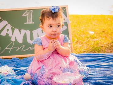 Smash The Cake de MANUELLA