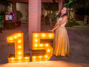 Aniversário 15 Anos de lívya siqueira