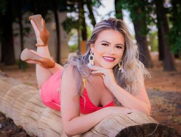 Book Externo de CAMILLA FERRAZ