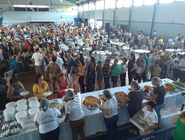 Centro Musical de Almoço entre amigos