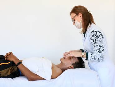 Estética Facial de Peeling Químico