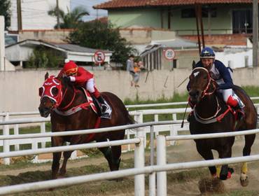 Corrida de Corrida de Cavalos - 14 e 15 de Junho de 2025