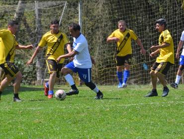 Futebol de Futebol - Campo da IKA 20/09/25