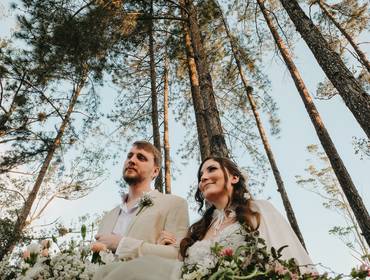 CASAMENTOS de Casamento Carolina e Gustavo - Espaço Serra do Mar