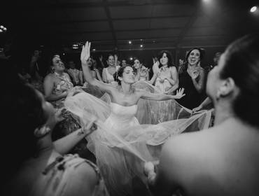 CASAMENTOS de Casamento Samar e Louie - Espaço Itália