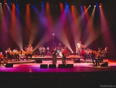 Show e Espetáculos de Show Dudu do Cavaco convida Fernanda Takai Realização: Instituto Mano Down