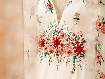 Casamento de Aquele vestido de noiva dos sonhos e um casamento lindo na Paróquia São Gonçalo!