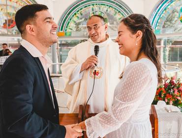 Casamento de Aquele Casamento Cercado de Pessoas Queridas!  ♥ Lucas e Marina: Casamento Civil e Mini Wedding