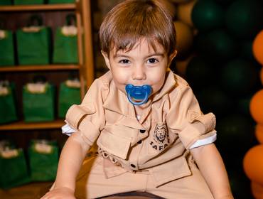 Aniversário Infantil de Raaaawh! Cuidado para não ser mordido pelos dinos da festa do Heitor!!!