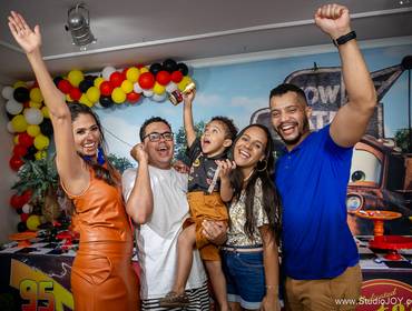 Aniversário Infantil de Chama a turma dos Carros que o Benício fez 3! :D