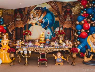 Aniversário Infantil de Feliz 2 anos, Maria! Celebrando os 2 aninhos da ferinha (rs!) mais charmosa de BH...