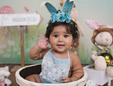 Bebê de Liz - 5 meses de muita lindeza, cabelos, fofura e sorrisos em sua Mini Sessão de Páscoa Solidária