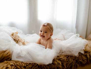 Crescimento do bebê de Bella 6 meses