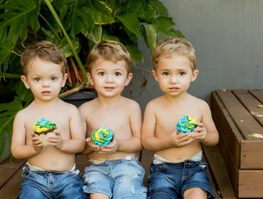 Aniversário de Trigêmeos 2 anos - Valentim, Vitório e Vitor