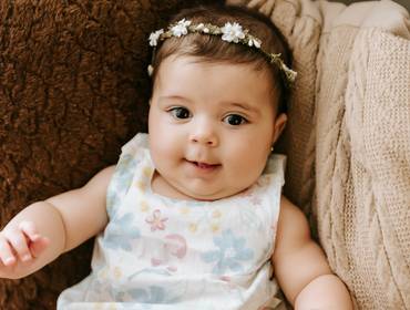 Crescimento do bebê de Agnes 5 meses