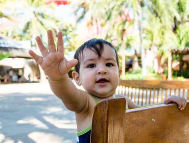 Crianças e Família de 9 Meses da Agatha