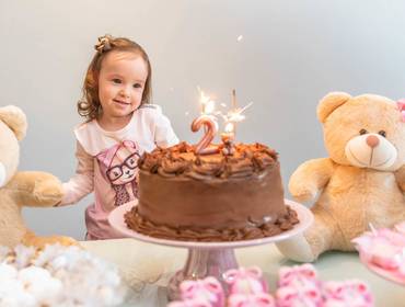 Aniversários Infantis de Livia fez 02 (Festa em Casa)