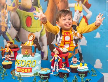 Aniversários Infantis de Pedro fez 04!!