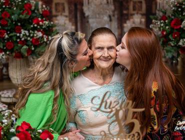 Aniversário de ANIVERSÁRIO DA LUZIA