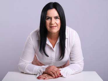 Retrato Profissional de Irani Santos - Política