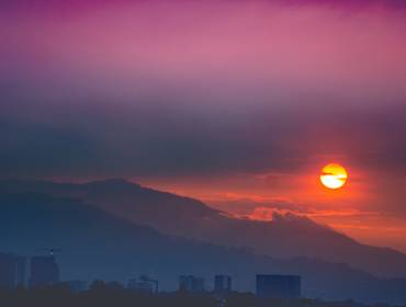 Paisaje de Atardecer Tico.