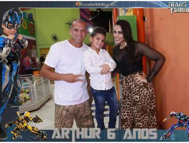 Cabines & Selfies de Selfie Arthur 6 anos - Brinca Comigo 