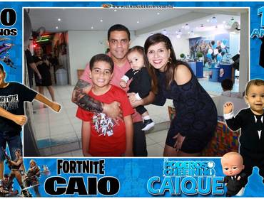 Cabines & Selfies de Caio e Caique - Yabadabadu