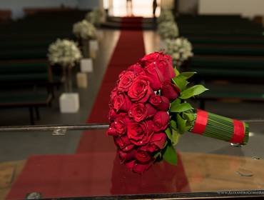 CASAMENTO IGREJA de MARCELA E DENERSON