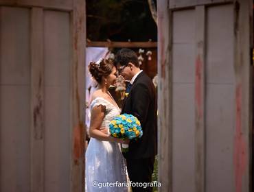 Casamentos de Wedding Day Bruna e Alex. Casamento realizado no Quinta das Bromélias em Campinas-Souzas-SP. Making of no Lellit Coiffeur
