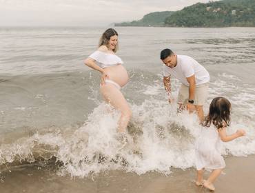 Família de Ensaio Gestante na Praia da Barra do Sahy