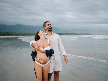 Gestante de Ensaio Gestante na Praia - Riviera de São Lourenço