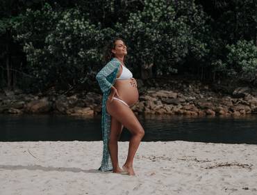 Gestante de Ensaio Gestante na praia - Camburi - Litoral Norte SP .