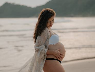 Gestante de Ensaio Gestante na Praia