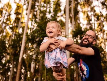ENSAIOS  de EMÍLIA & FAMÍLIA