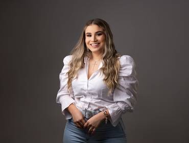 RETRATO de Layana Vasconcelos
