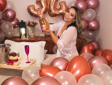 Ensaios de Regiane 34 Anos