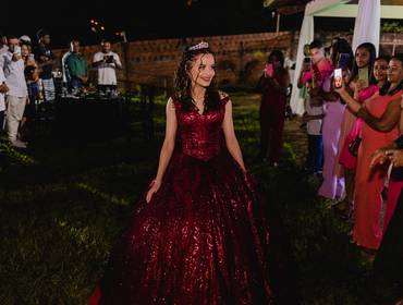 15 anos de Jéssica - Debutante