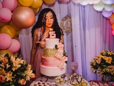 15 anos de Laiane - Debutante