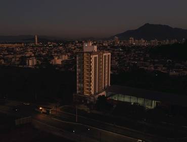 Para Empresas de Vogue Residence - Grupo Emanoel