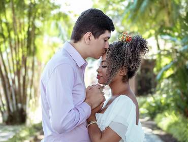 Ensaio Pré-casamento de Ensaio Pré-casamento no Parque da Residência da Elielma & Israel